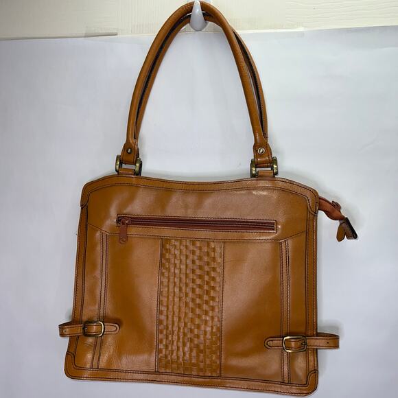 Vintage Handbags - Vintage 70's Genuine Leather Camel Handbag